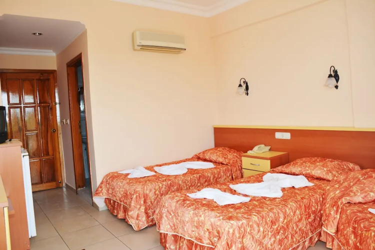 Side Kervan Hotel