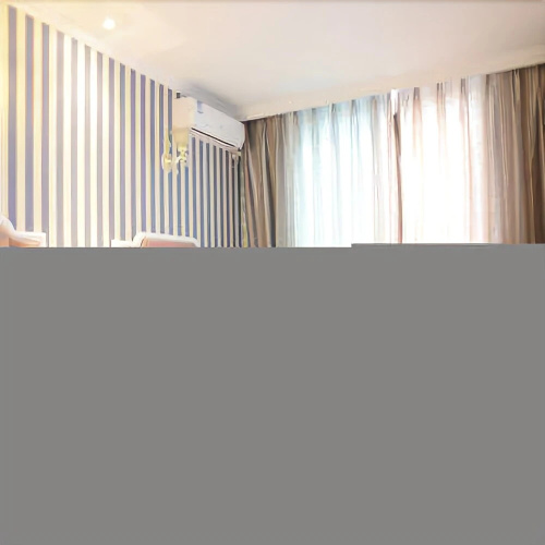F1 Hotel