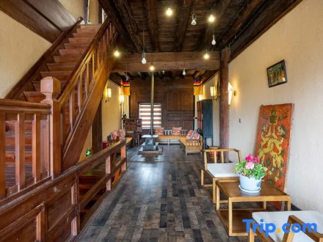 Fanjing Cailianju Tibetan-style Hotel