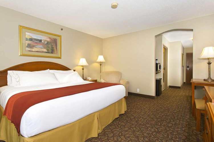 Deluxe Double Suite
