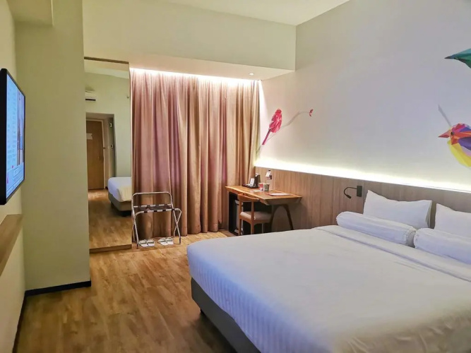 The Zuri Palembang