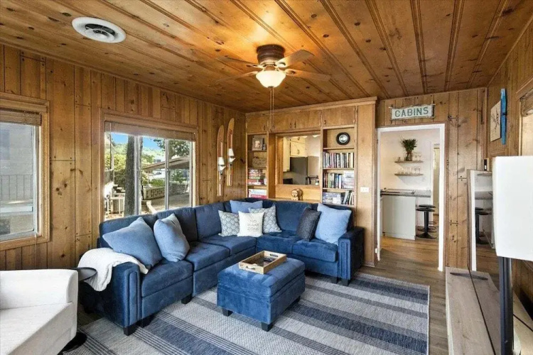 Lakefront Home at the 10mm With Dock Slip & Bar