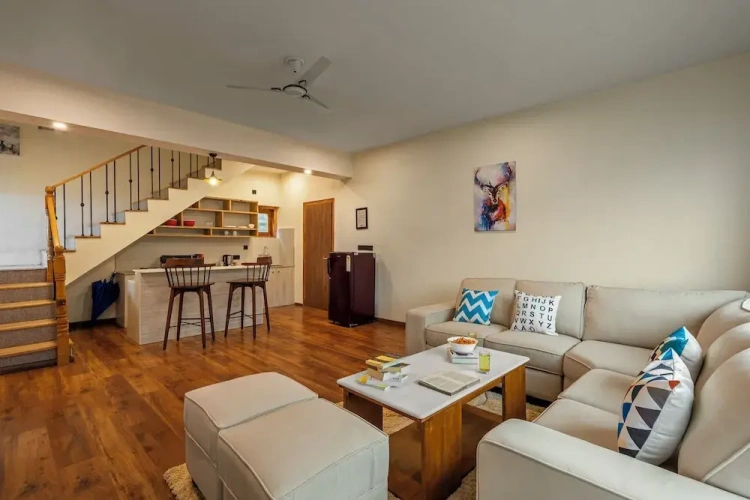 1 Bedroom Executive Double room with mountain view