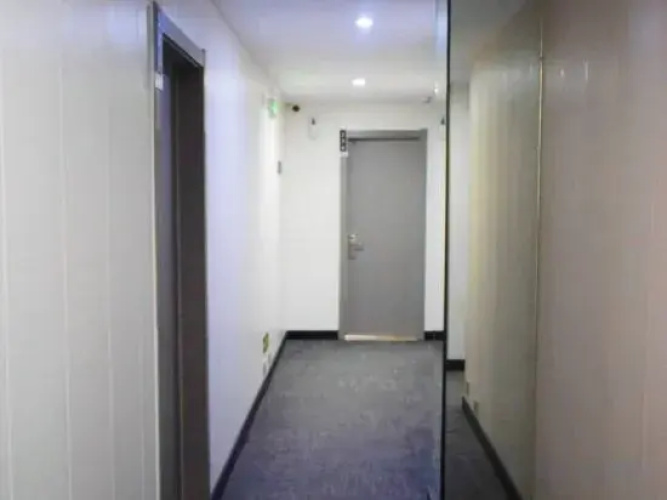 Shangyijia Themed Hostel