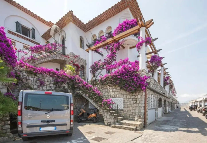Villa with sea view