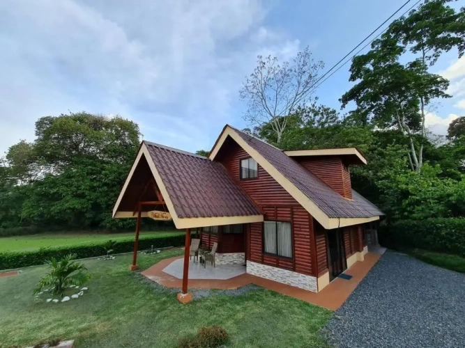 3 Bedrooms Chalet