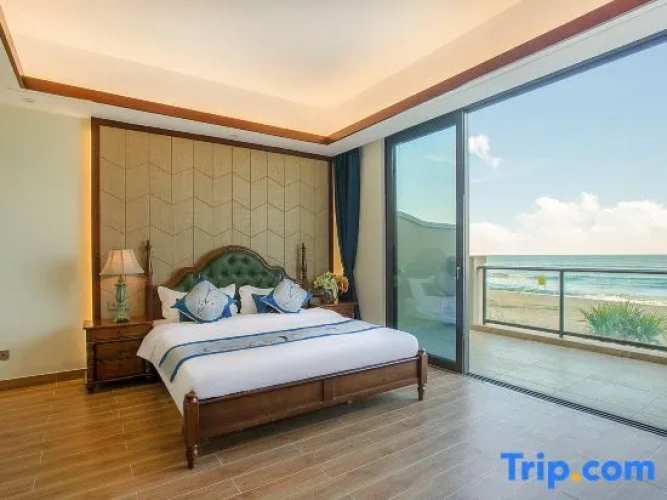 2 Bedrooms Villa