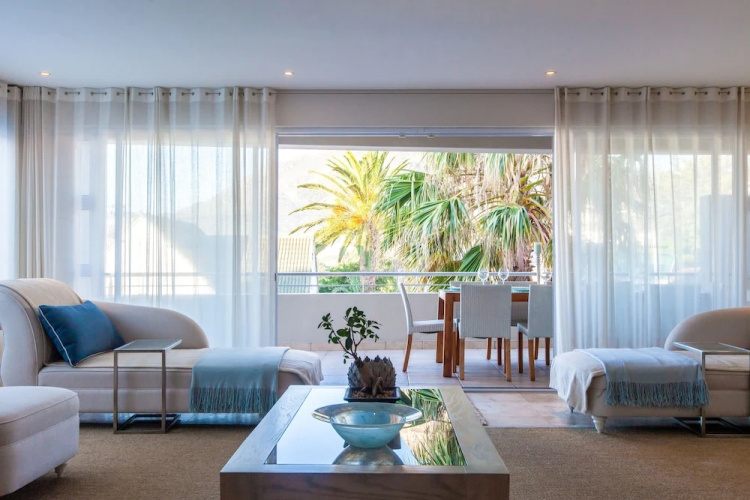 Geneva Drive Luxury Villa