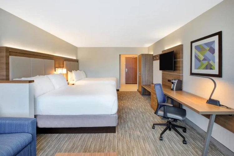 Deluxe Double Suite