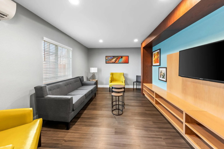 MainStay Suites Cincinnati Blue Ash