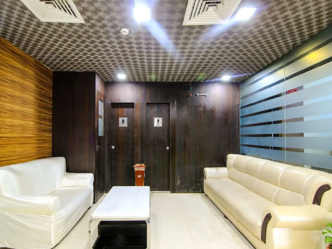 OYO 2136 Hotel The Continental