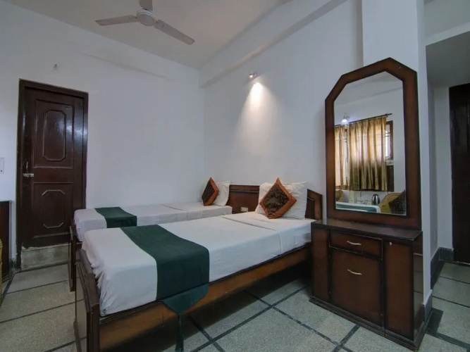The Mapple by OYO Rooms