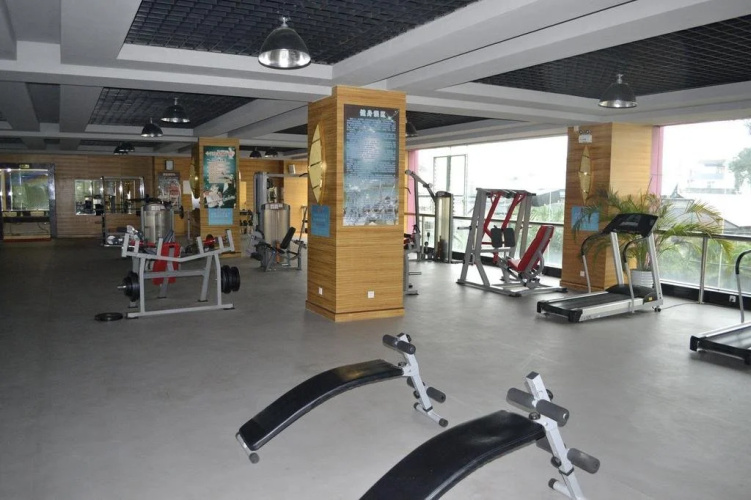 Mangshi Hotel