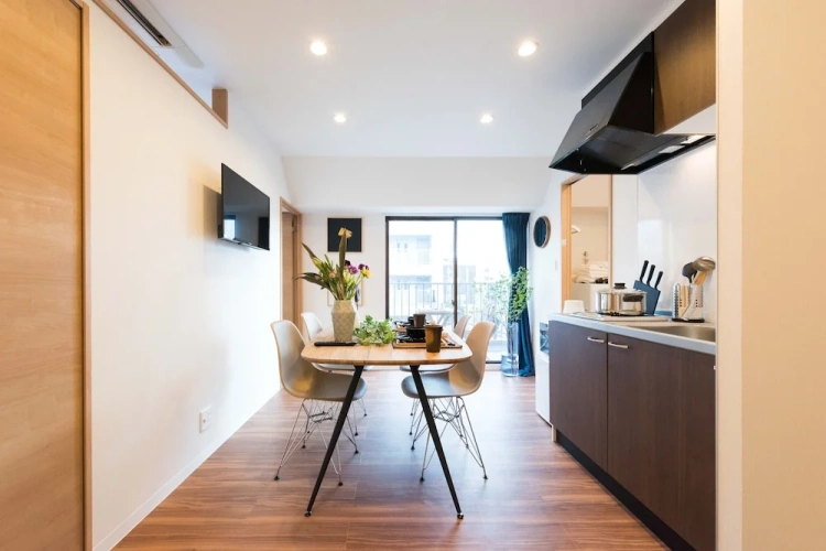 Apartment with balcony