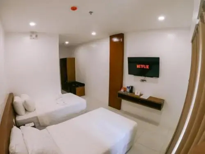 Cris Inn - Tagum