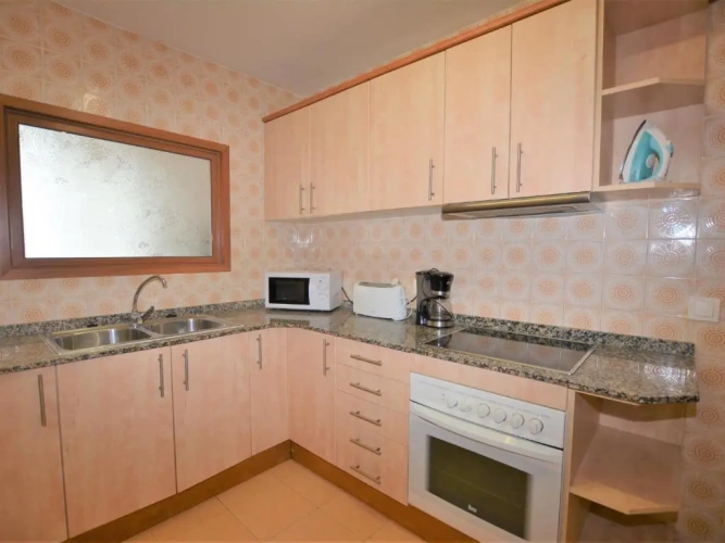 2 Bedrooms Apartment