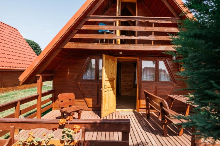 2 Bedrooms Chalet