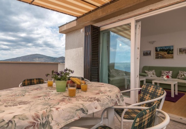 Superior Apartment with balcony and with sea view