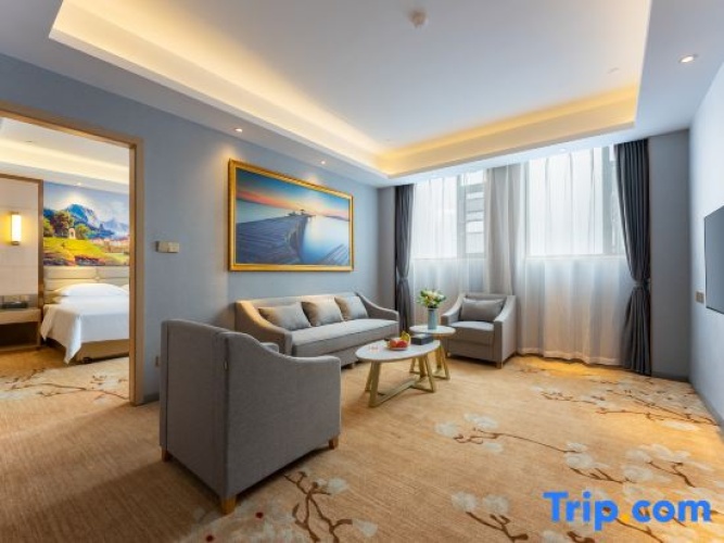 Deluxe Double Suite