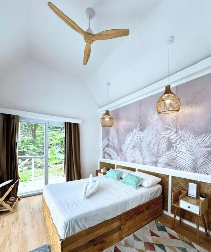 Superior Double room with partial ocean view