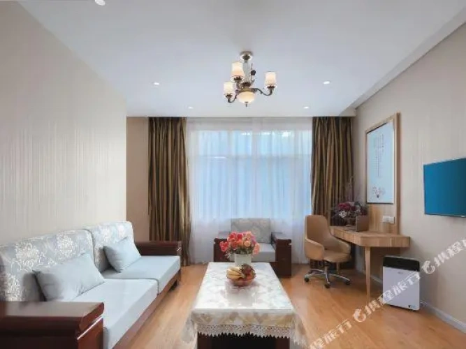 Deluxe Double Suite