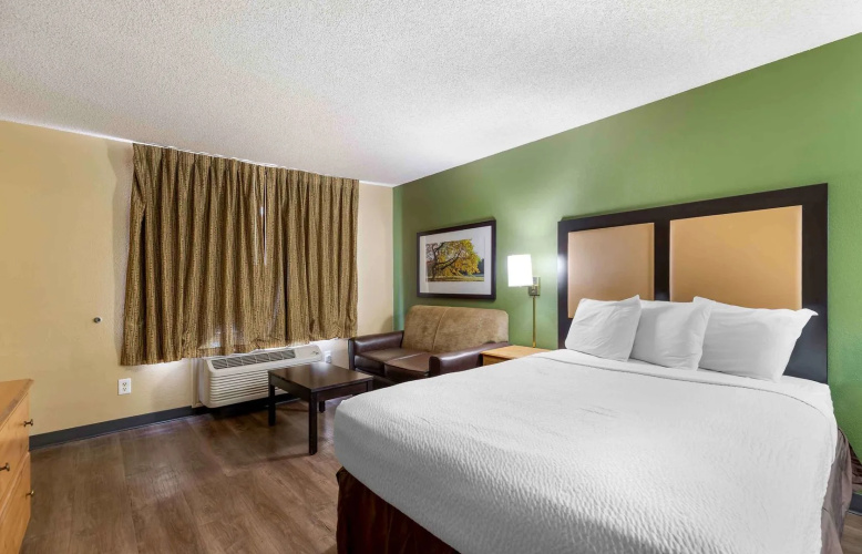 Extended Stay America Select Suites Denver Aurora South