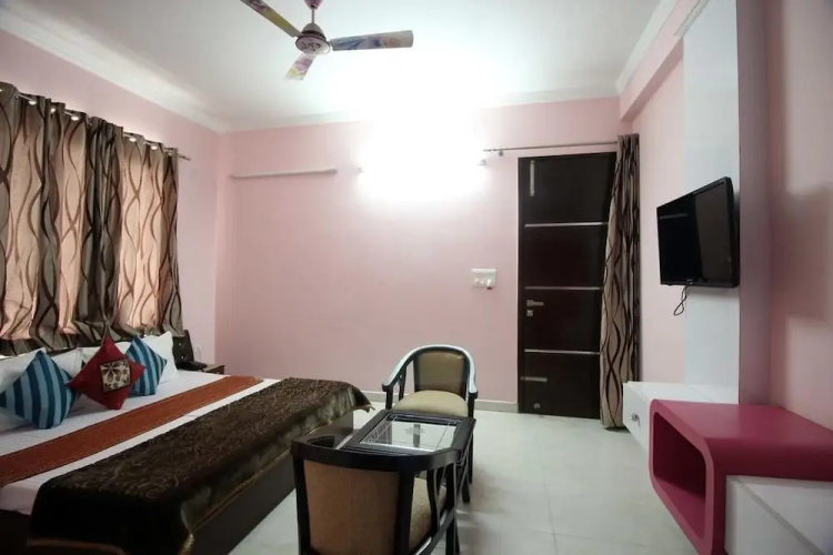 Divine Residency By Royal Collection