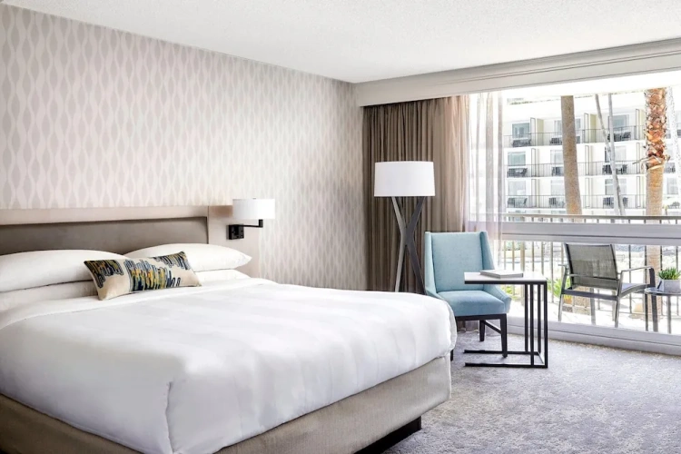 Accessible Double room with balcony and with pool view