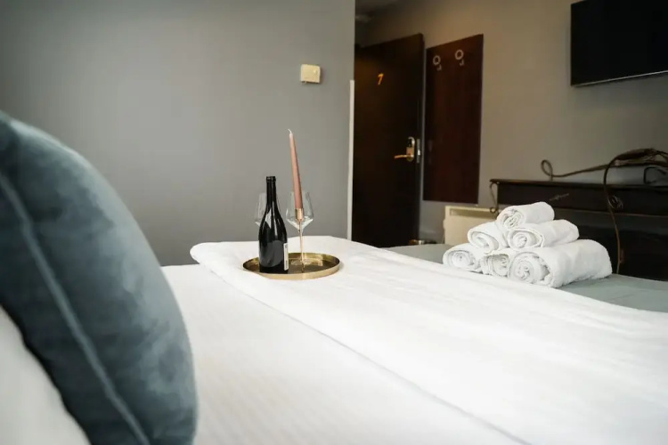 Hotel Dum by Muskat