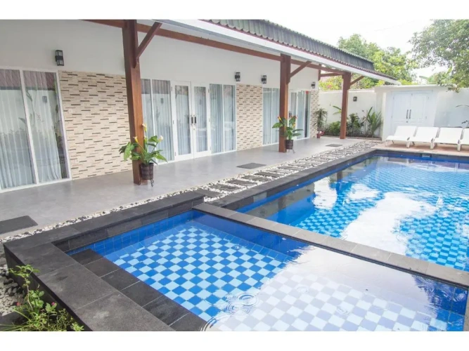 3 Bedrooms Villa