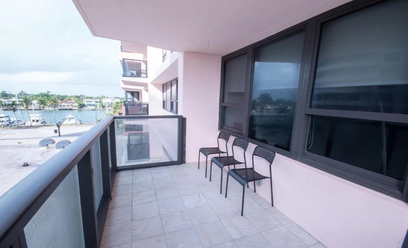 Oceanfront apartments at the Alexander
