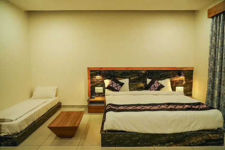 Van Vihar Farm & Resort