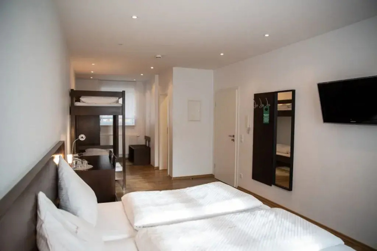 Hotel Falk