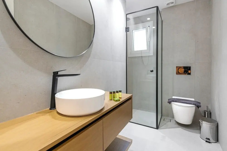 Phaedrus Living Luxury Flat Panormou