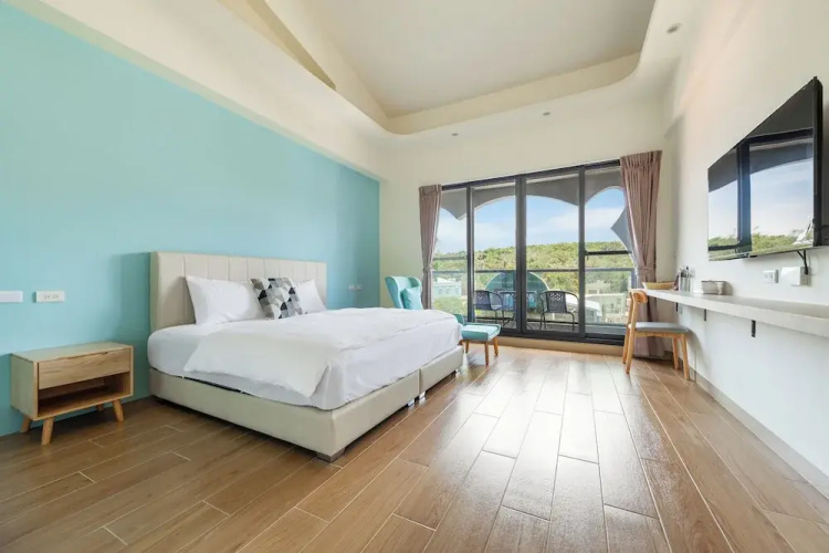 Polar bear bnb