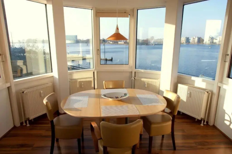 Apartment 8