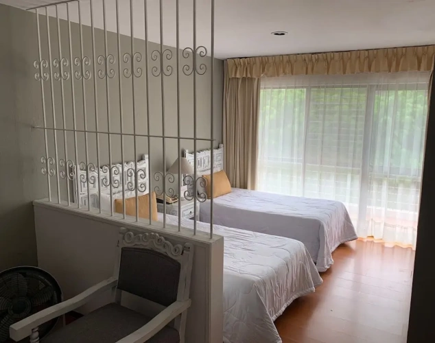 Standard Twin Suite