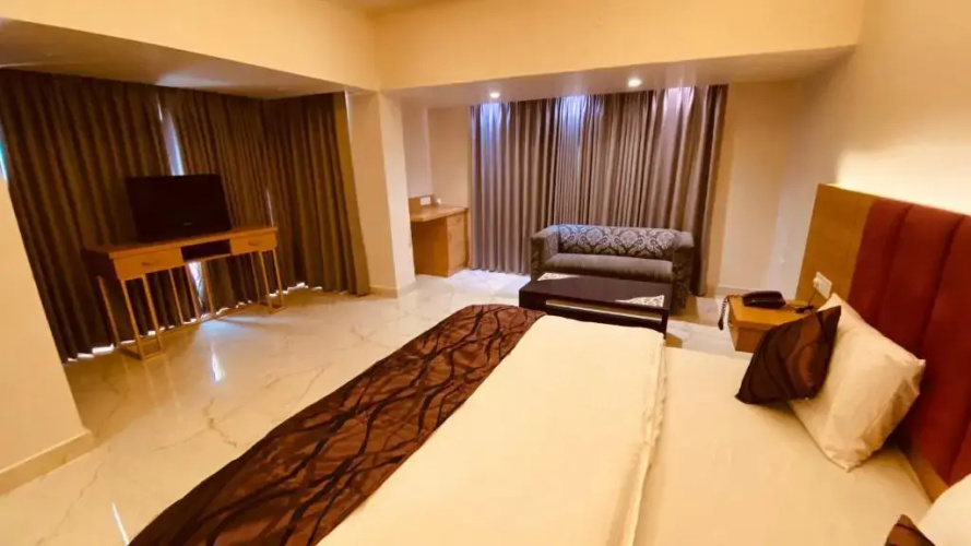 Hotel Amar Palace