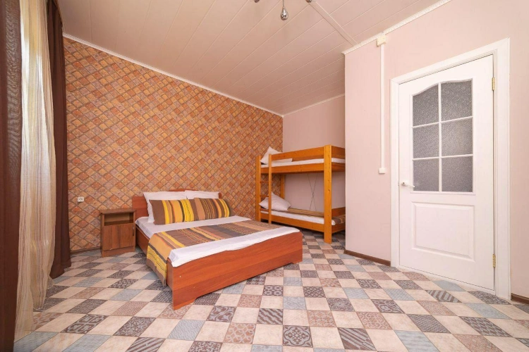 Economy Quadruple room