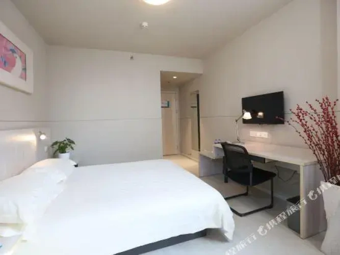 Standard Double room with view