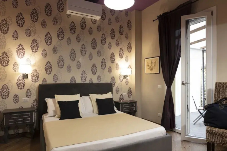 Roommo Apartments