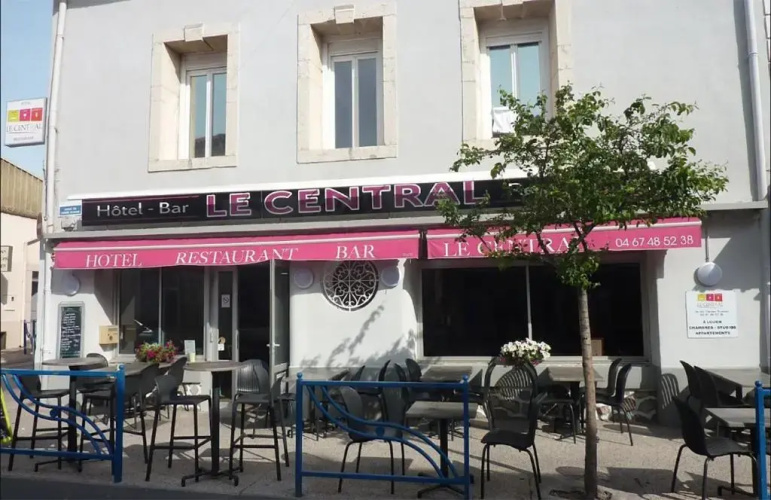 LE CENTRAL Hôtel Bar Restaurant