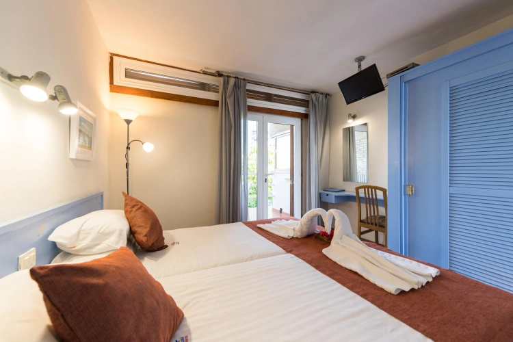 Guest rooms