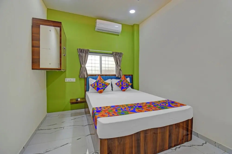 Fabhotel Stay Inn Lodge
