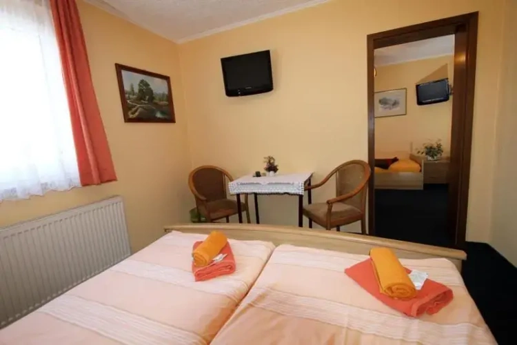 Standard Quadruple room