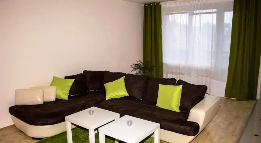 Happy Home Apartment