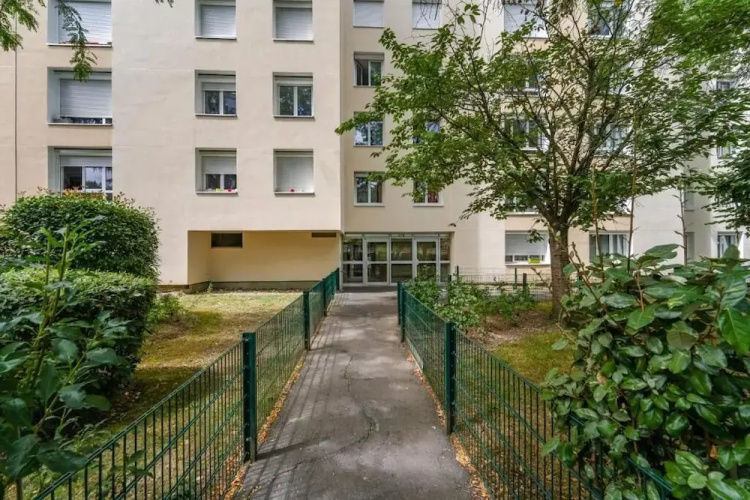 Appartement Design Porte De Paris Avec Parking - Meudon