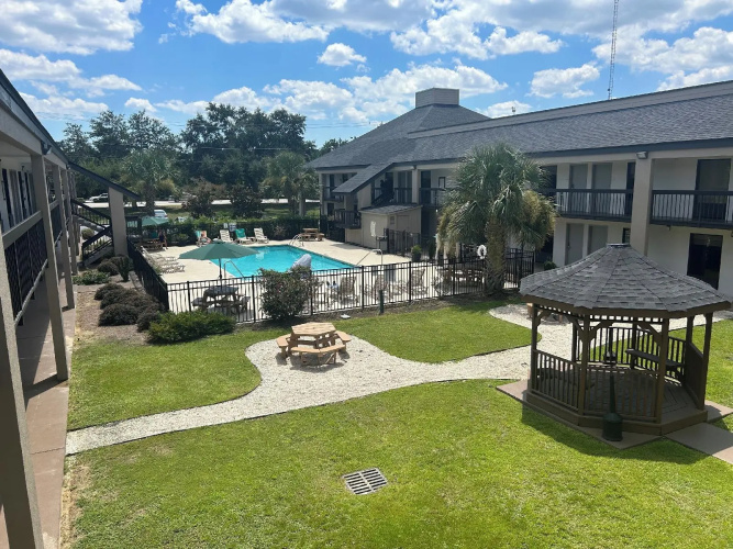 Clarion Inn Mt. Pleasant - Charleston photo 18