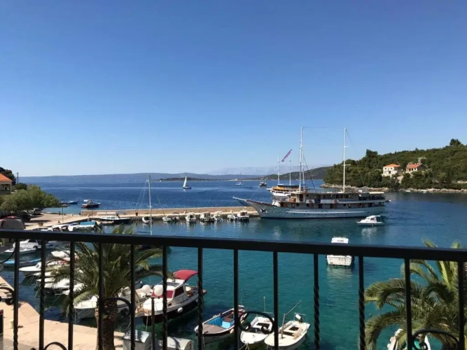 1 Bedroom Apartment with sea view