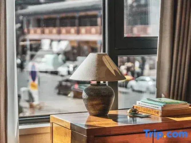 Langjie Light Luxury Hotel